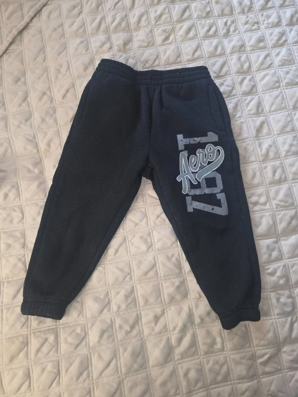 Aeropostale Kids 24M Matching Outfit Set Gray Aero Tee & Black Jogger Sweatpants